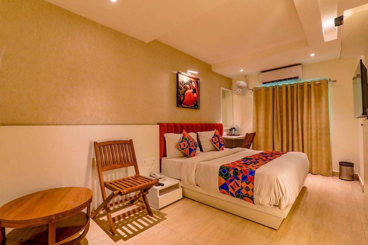 Hotel Townhouse Geetraj Near Shalimar Gateway Lakhnaú Exteriér fotografie