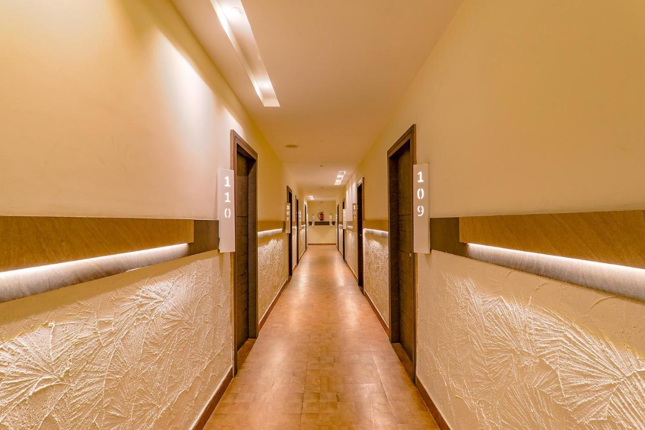 Hotel Townhouse Geetraj Near Shalimar Gateway Lakhnaú Exteriér fotografie