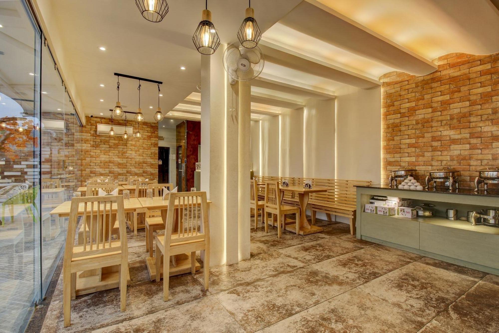 Hotel Townhouse Geetraj Near Shalimar Gateway Lakhnaú Exteriér fotografie